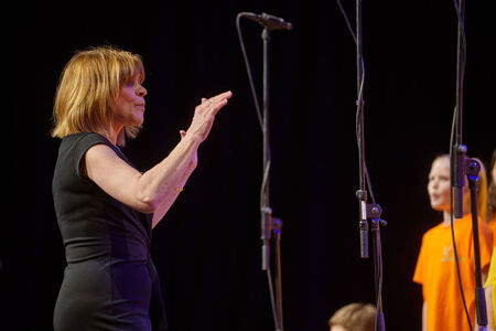 Srečanje otroških in mladinskih pevskih zborov, Naše pesmi naj donijo (13)